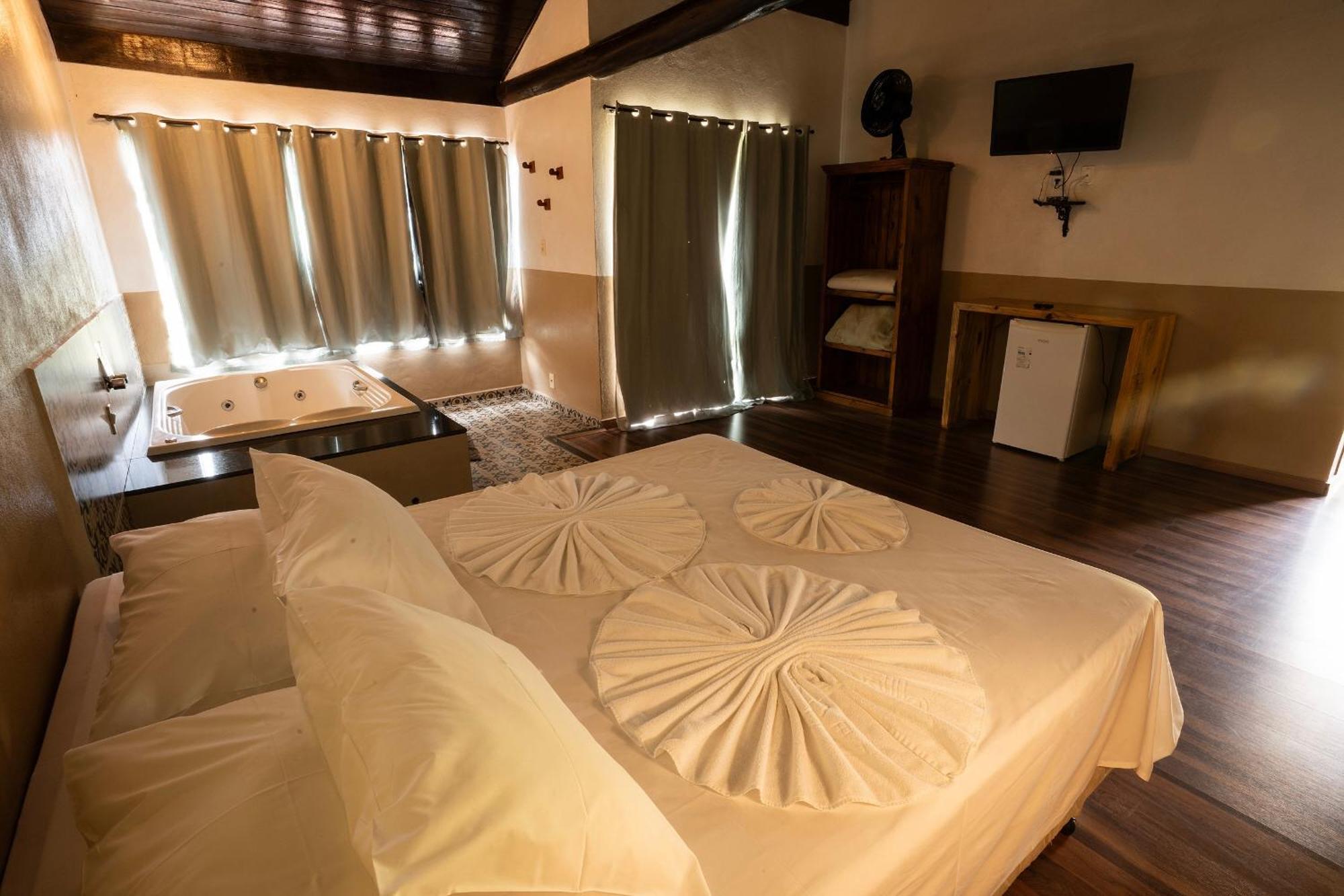 Hotel Alpha Ville Chales Conceição da Ibitipoca Eksteriør billede